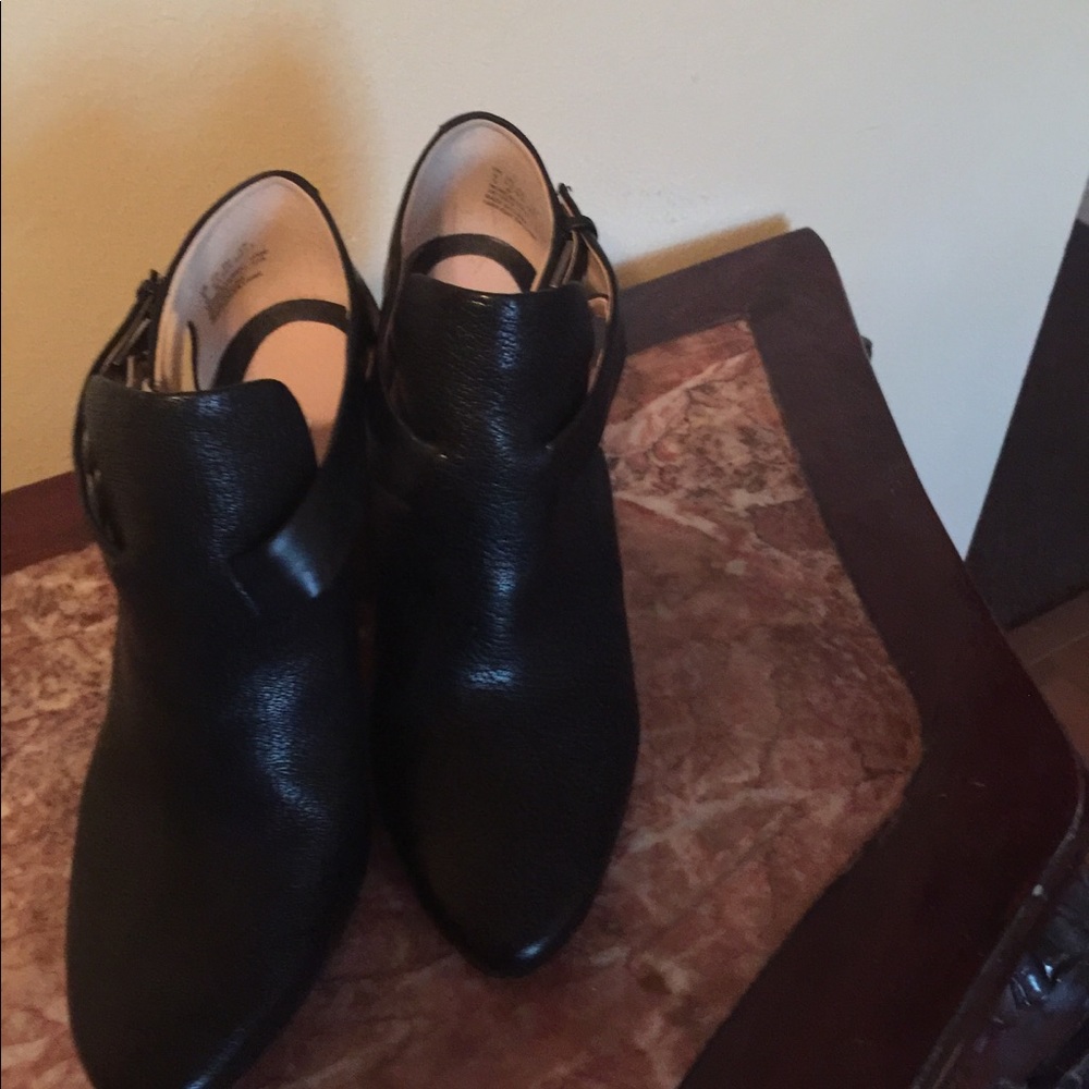 Booties - Picture 4 of 6